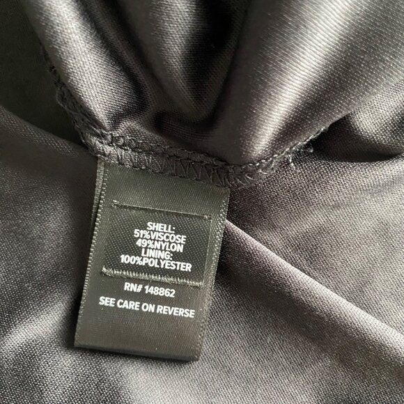 Torrid Peplum Velvet Burnout Surplice Short Sleeve Top Sz 4‎ - Picture 8 of 14